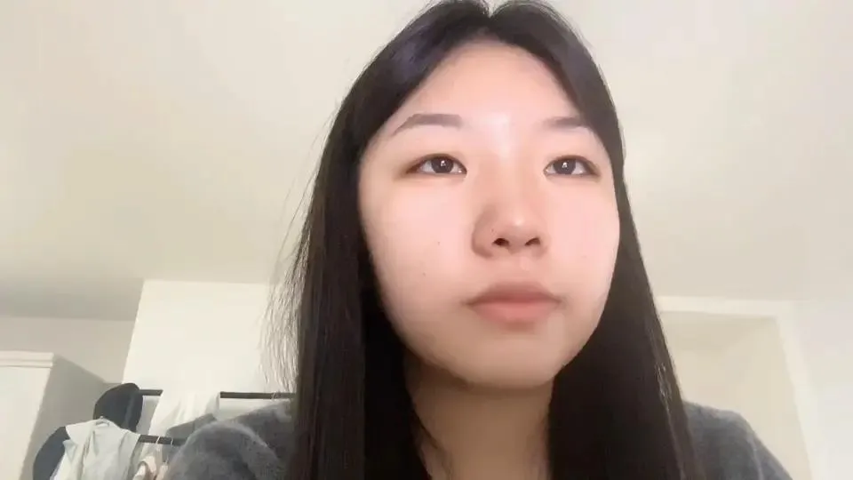 建议大家回归现实生活，减少精神内核