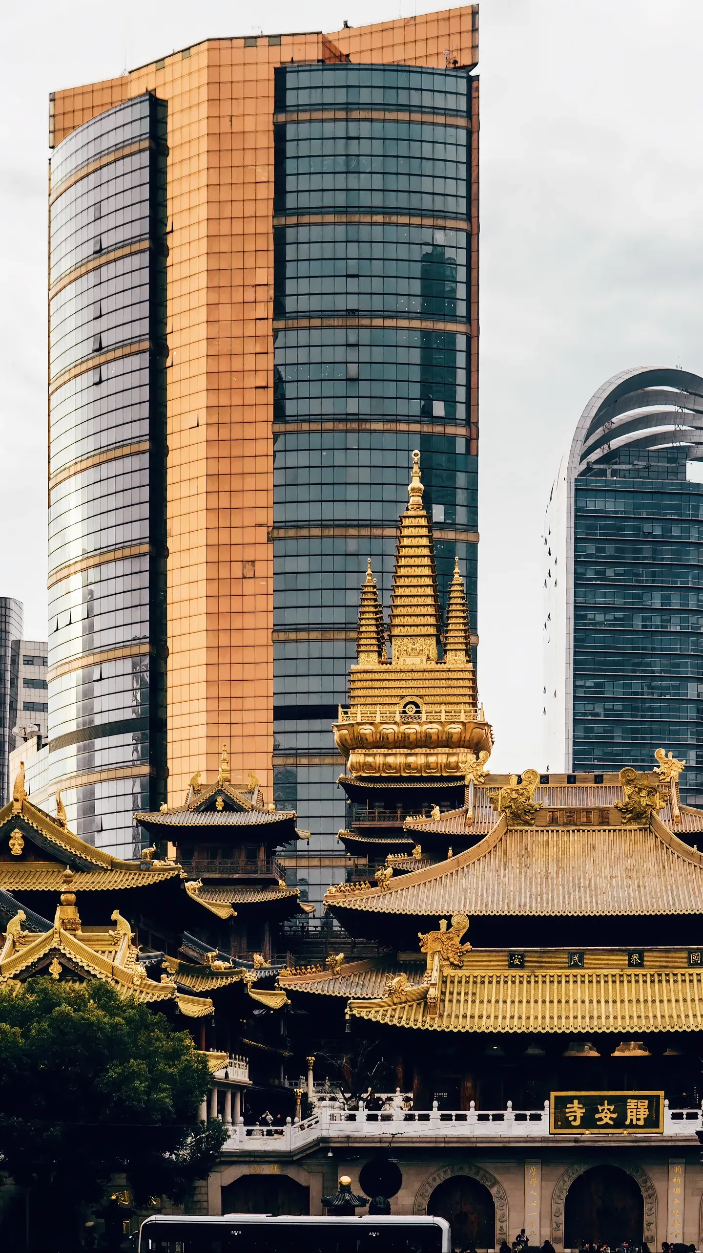 晚上百乐门消费，白天静安寺赎罪-青争开放社区